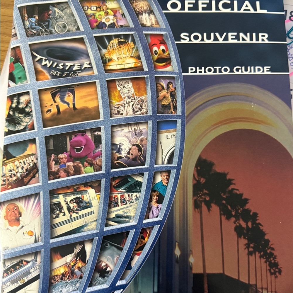 Vintage 1998 Universal Studios Official Souvenir Photo Guide
